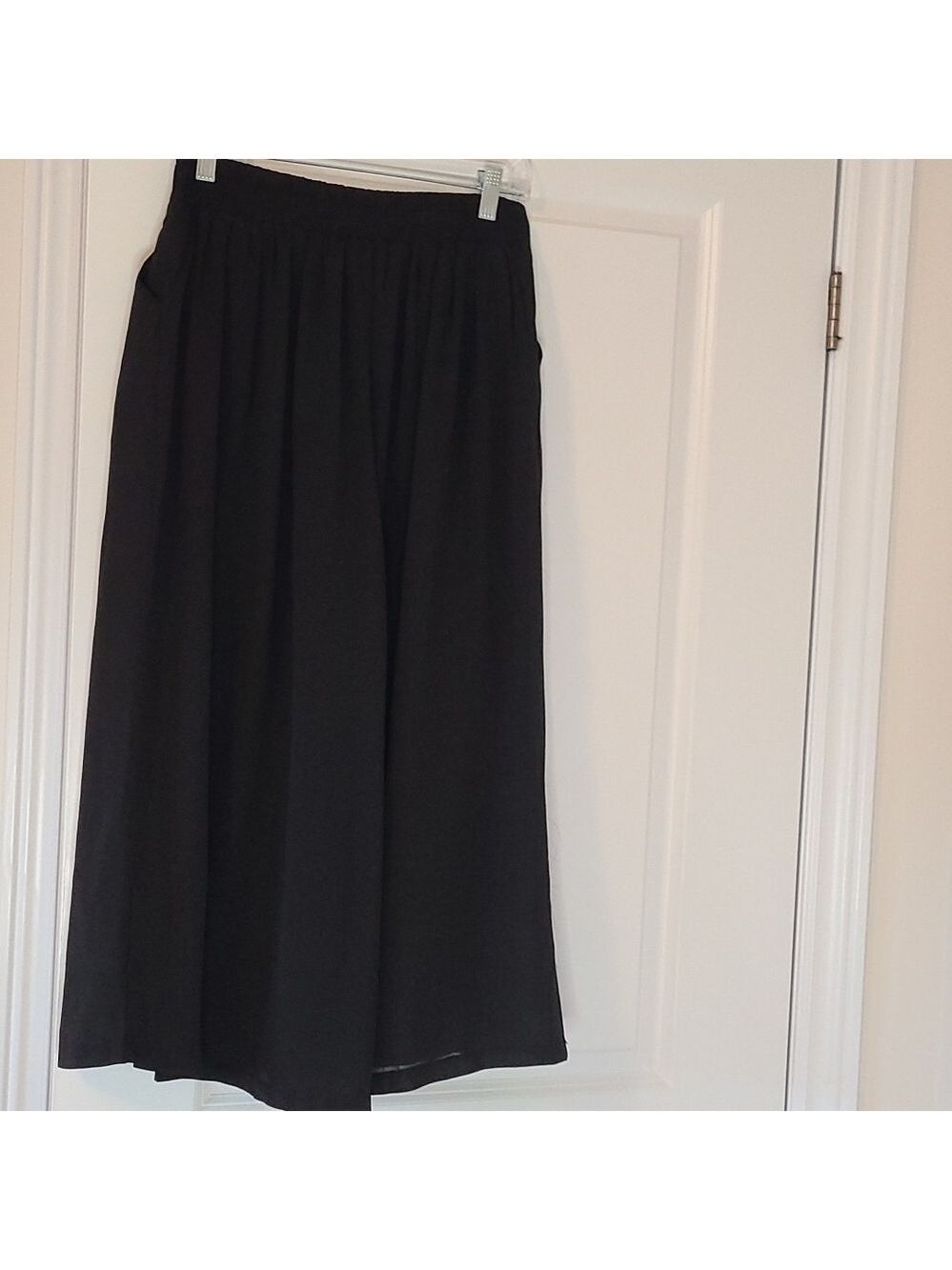 TRÏBE SOLID Black Sheer Culottes with Elastic Waistband Size Small NWT - Picture 10 of 11